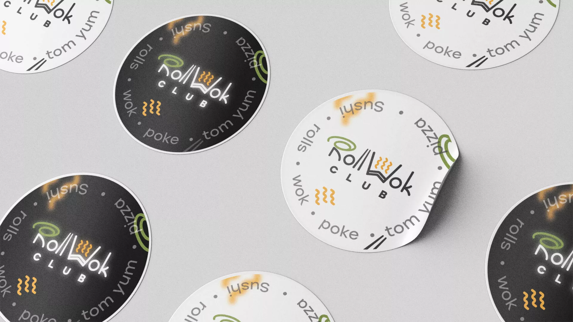 Разработка наклеек для суши-бара «Roll Wok Club» в Сольцах